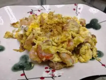 Make Shrimp fried eggs step 3