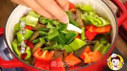 Make Seafood chicken crabs step 12