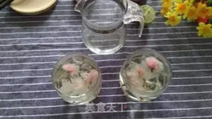 Make Lemon mint cherry tea step 3