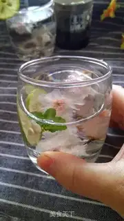 Make Lemon mint cherry tea step 6