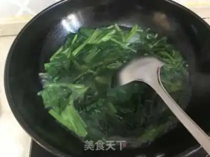 Make Spinach meatball soup step 2
