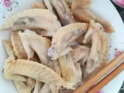 Make Chicken wings, snails step 1