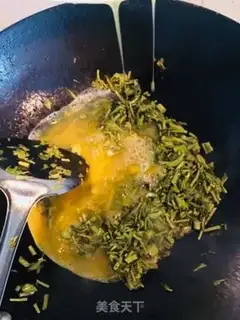 Make Fried eggs step 1