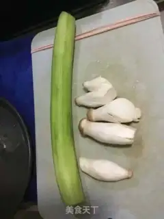 Make Smelt shrimp pie step 0
