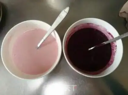 Make Strawberry salve mousse step 12