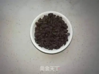 Make Cranberry chocolate beans tore bread step 5