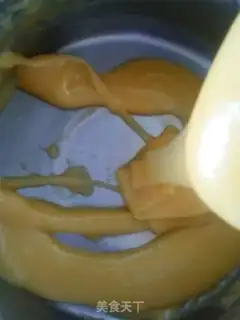 Make Salad sauce step 3