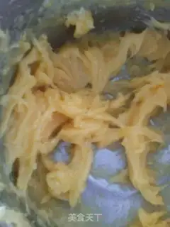Make Salad sauce step 4