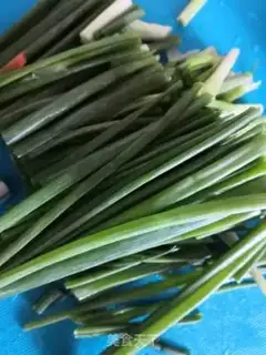 Make Onion noodles step 1