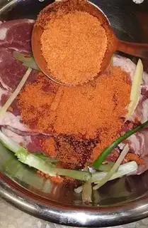 Make Honey pork chops step 1