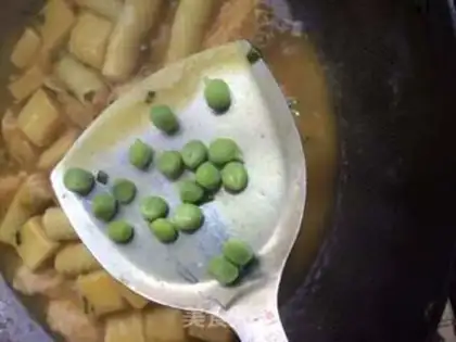 Make Curry fishballs step 9