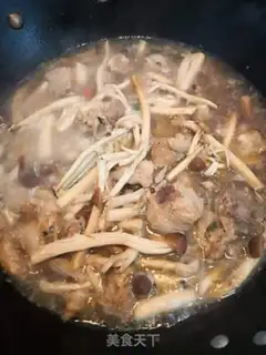 Make Steakbone tea and mushrooms step 4