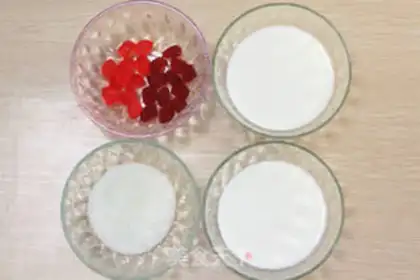 Make Mirror pudding step 0