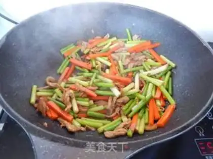 Make Carrot garlic sauce step 8