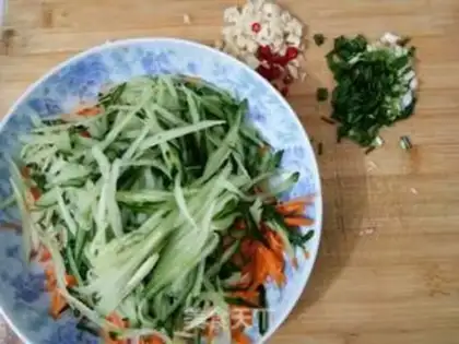 Make Twirling step 1