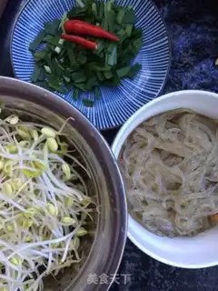 Make Bean sprouts step 0