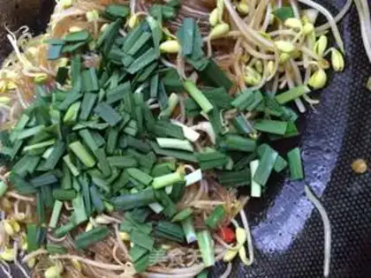 Make Bean sprouts step 5