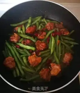 Make The chicken wings burn the beans step 8