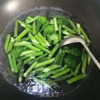 Make The mushroom lilies step 1