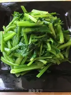 Make Garlic spinach step 4