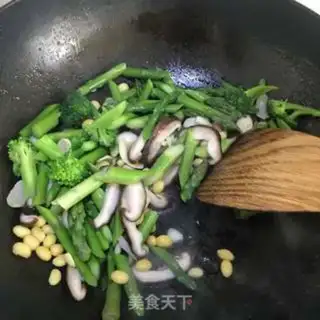 Make The mushroom lilies step 5