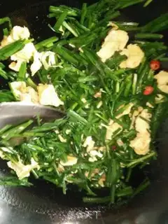 Make Scrambled eggs step 4
