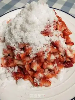 Make Strawberry sauce step 3