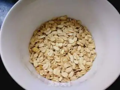 Make Lotus oatmeal step 3