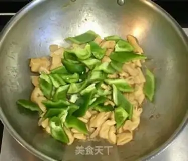 Make Piper peppers and sausages step 6