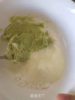 Make Cream butter-fruit baby pie step 2