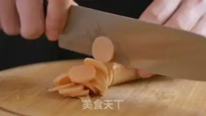 Make Minimoy mushroom pizza step 4