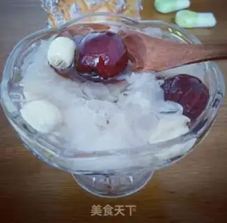 Make The silver spoon of a red date step 3