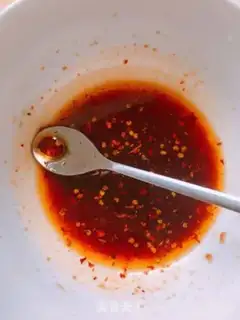 Make Spicy chicken silk step 2