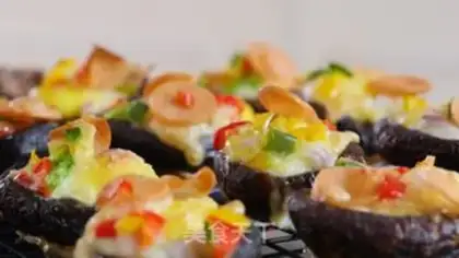 Make Minimoy mushroom pizza step 10