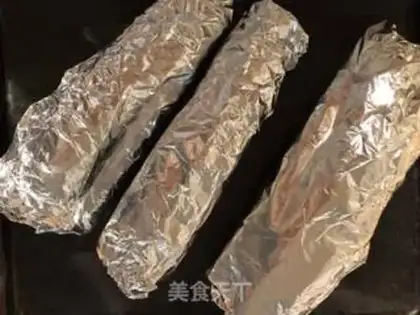 Make Garlic bread step 4