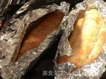 Make Garlic bread step 5