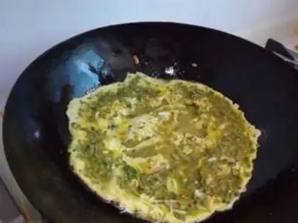 Make Fried eggs step 5