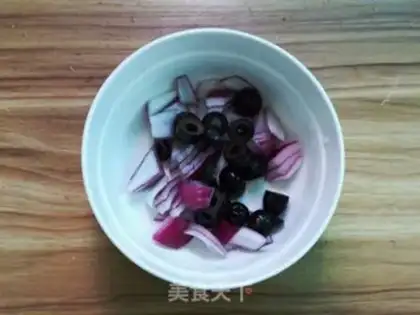 Make Orchid cashew salad step 2