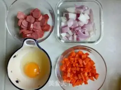 Make Pineapple rice step 2