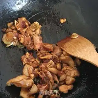 Make Pineapple pineapple nuts for chicken legs step 11