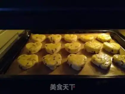 Make Light cream chocolate scone step 13