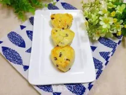 Make Light cream chocolate scone step 14