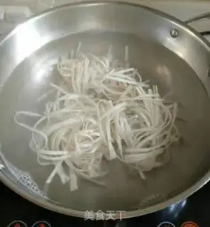 Make Fresh noodles step 2