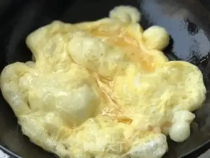 Make Fried eggs step 5