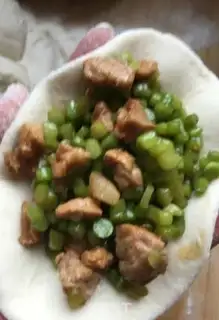 Make Garlic meat buns step 16