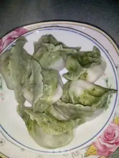 Make A dumpling of wild vegetables step 8