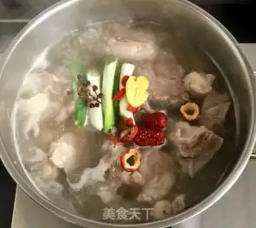 Make Water and lamb step 4