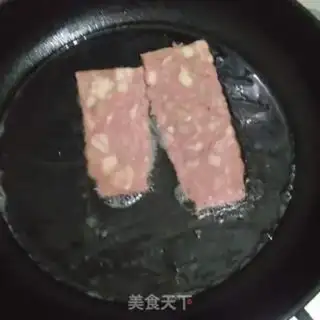 Make Classic bacon sandwich step 2
