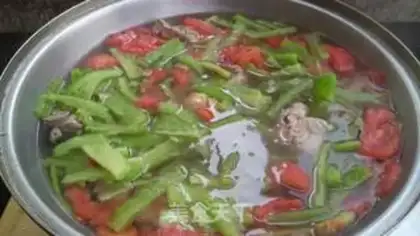 Make Tomatoes and guacamole step 10