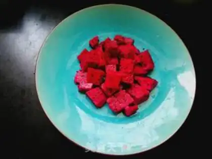 Make Flamingo mango salad step 2